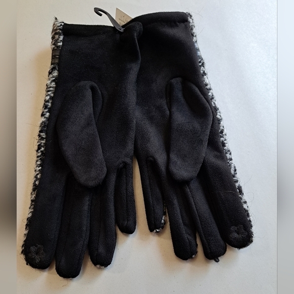 NWT Howard's Women's Fashion Gloves - Picture 3 of 4